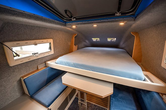 Toyota Hilux Expedition V1 Camper bed