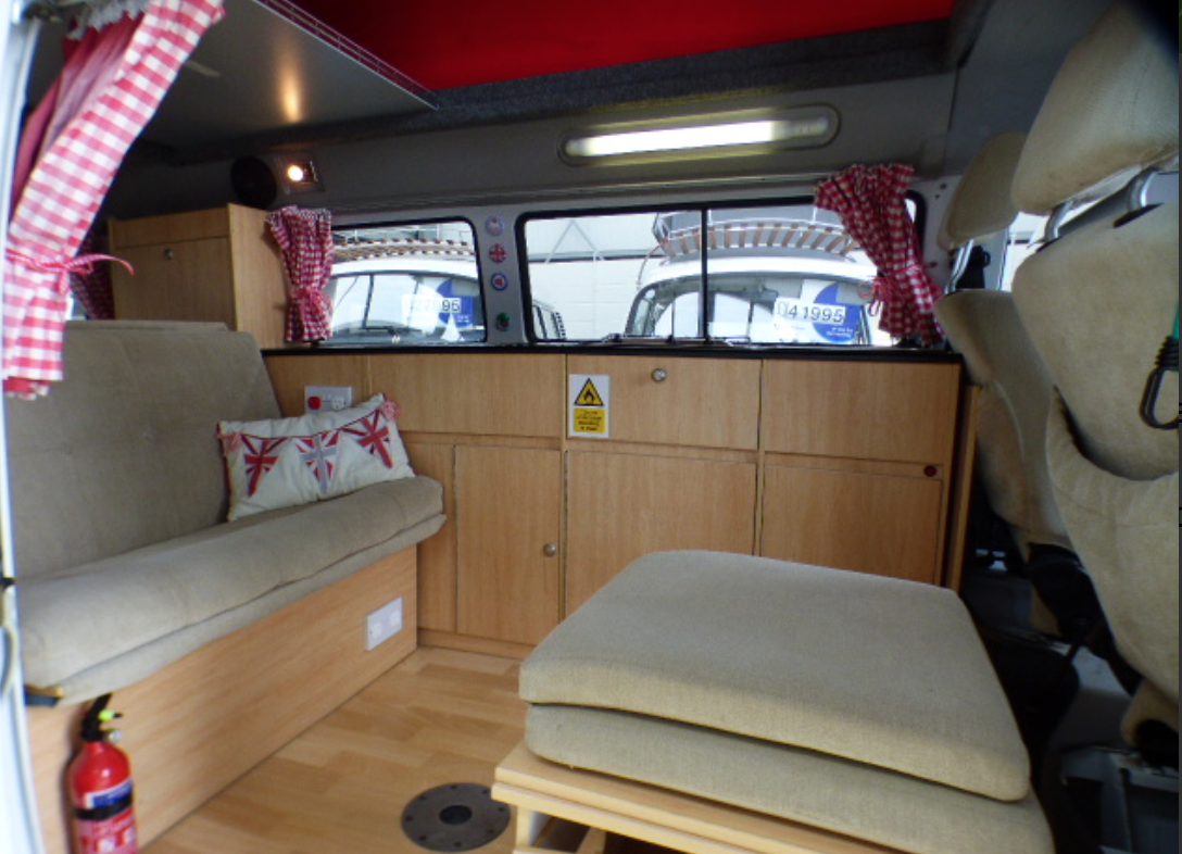 Top Eco Campers - VW BUS INSIDE