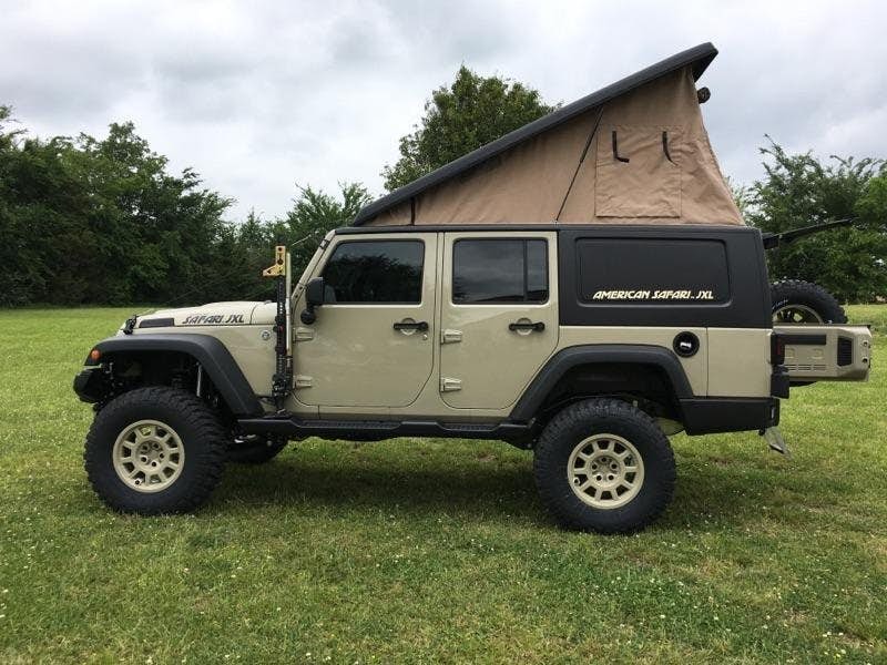 Jeep Wrangler Camper - side on