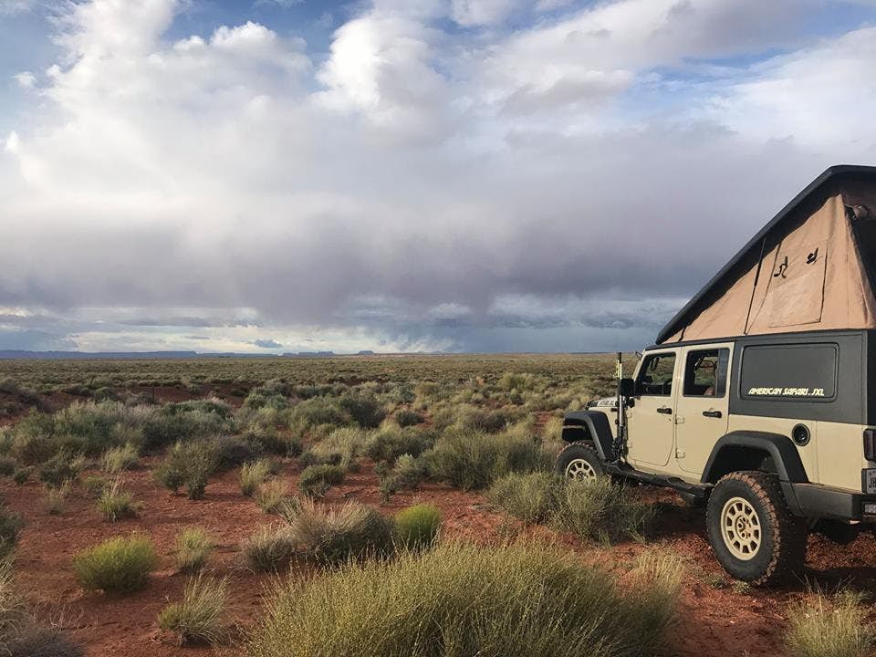 Jeep Wrangler Camper - safari