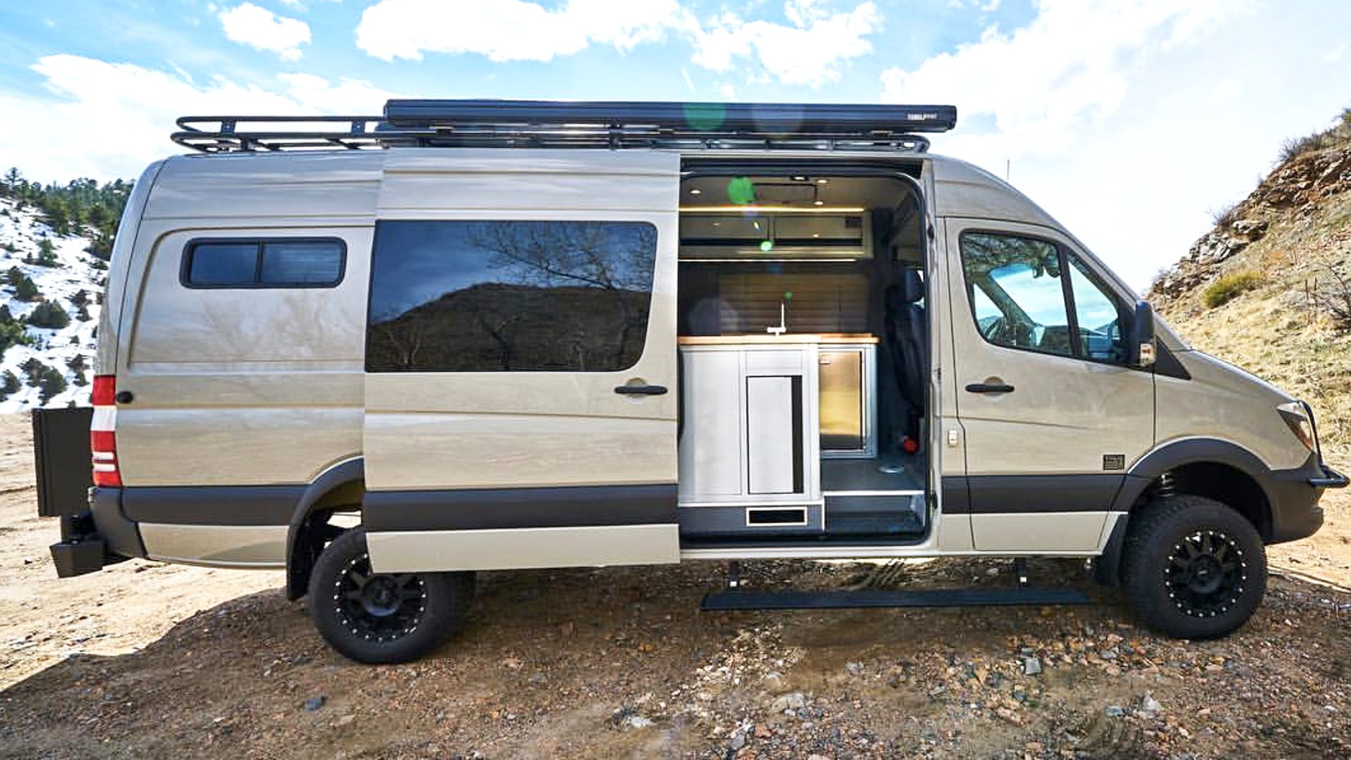 TouRig Campers Take Luxury Off Roaders To A Whole New Level