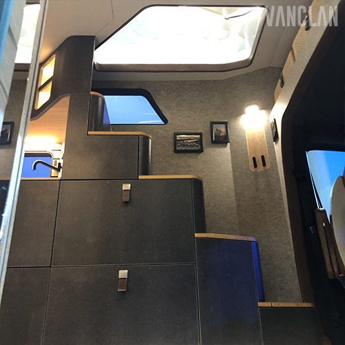 hymer_vision_venture_Stairs