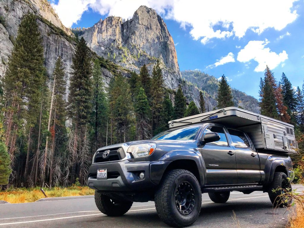 Van Life America - Parking by Yosemite