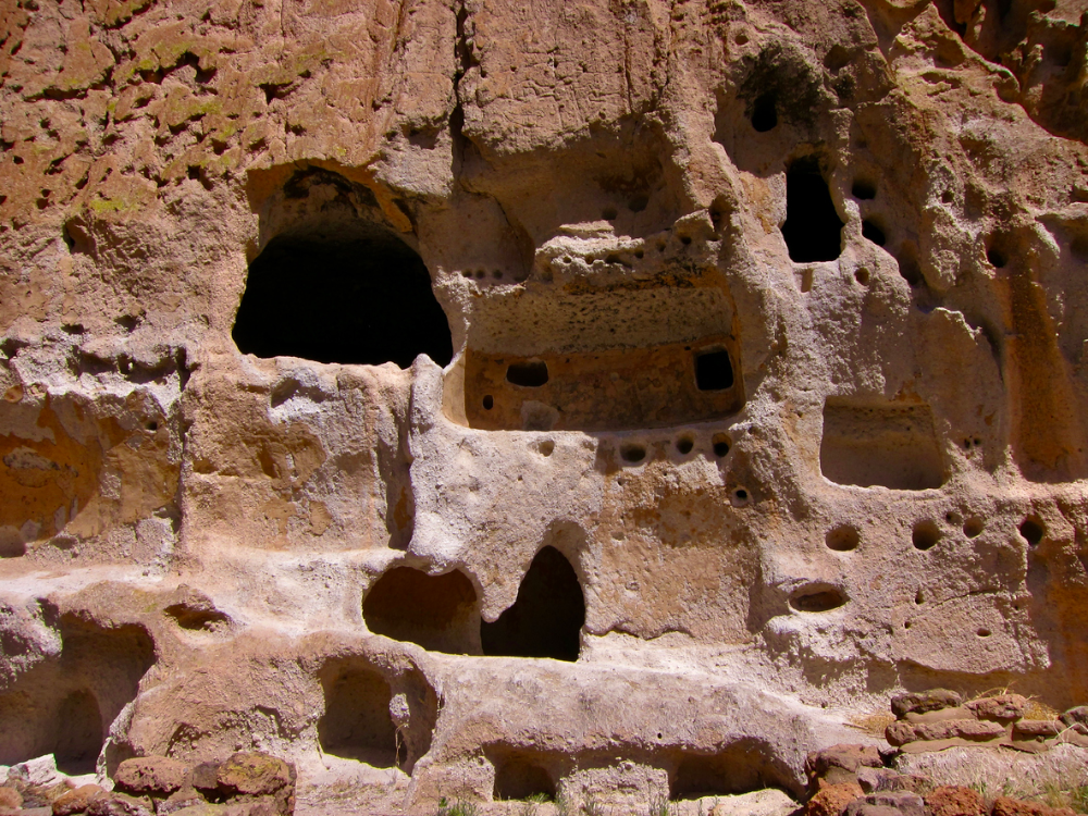 bandelier-national-monument-cliff-dwellings